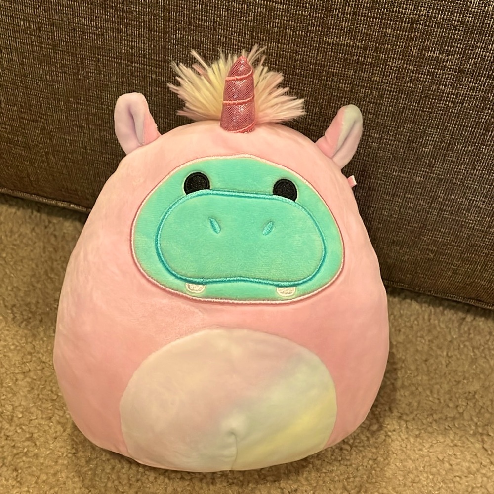 Squishmallows- Hank the Hippo in Unicorn Costume
